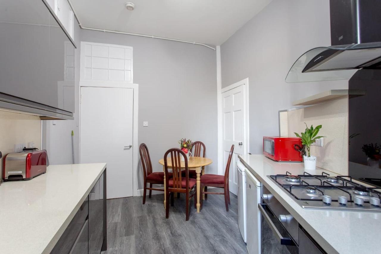 Stunning 2-Bed Apartment In Central Edinburgh Luaran gambar