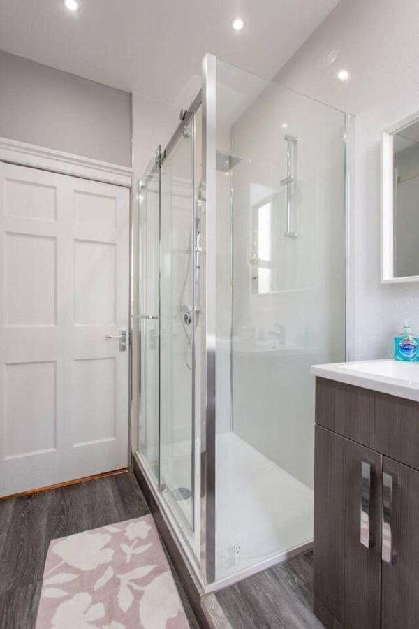 Stunning 2-Bed Apartment In Central Edinburgh Luaran gambar