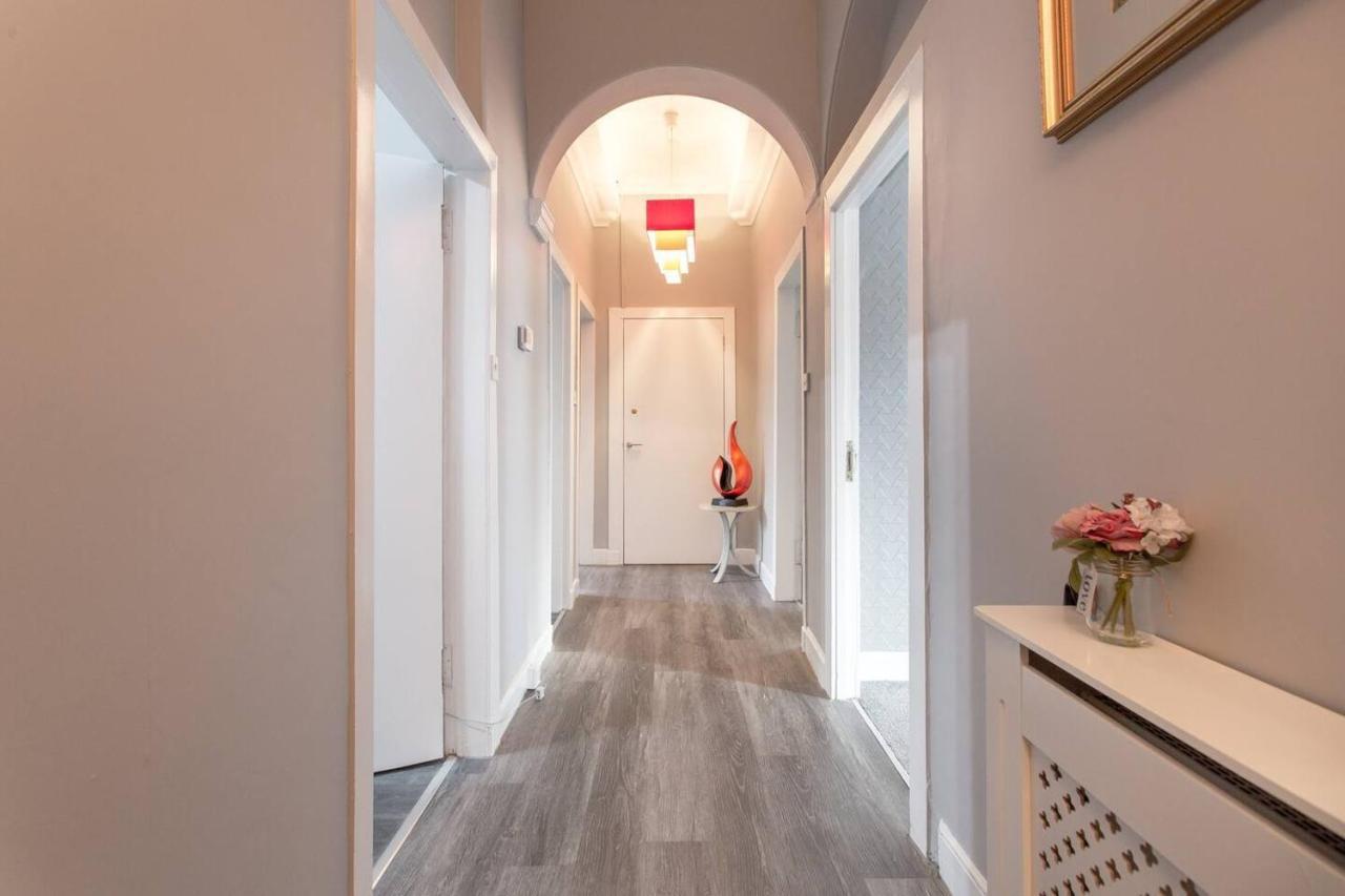 Stunning 2-Bed Apartment In Central Edinburgh Luaran gambar