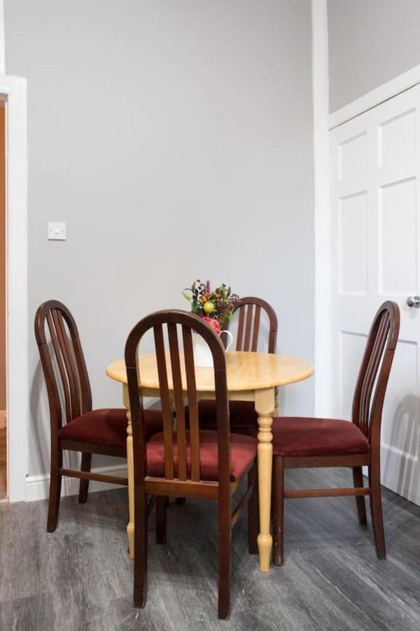 Stunning 2-Bed Apartment In Central Edinburgh Luaran gambar